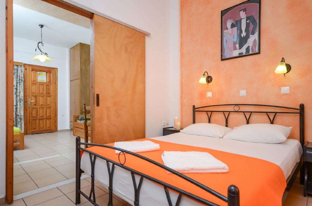 Sofia Studios Agia Anna  Kamer foto