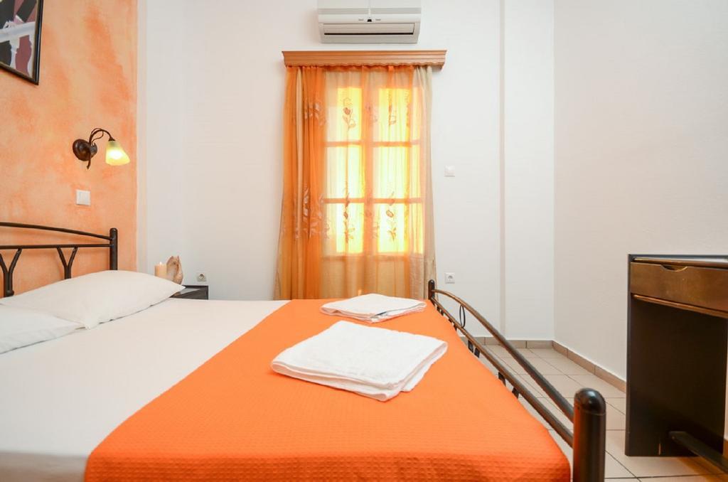 Sofia Studios Agia Anna  Kamer foto